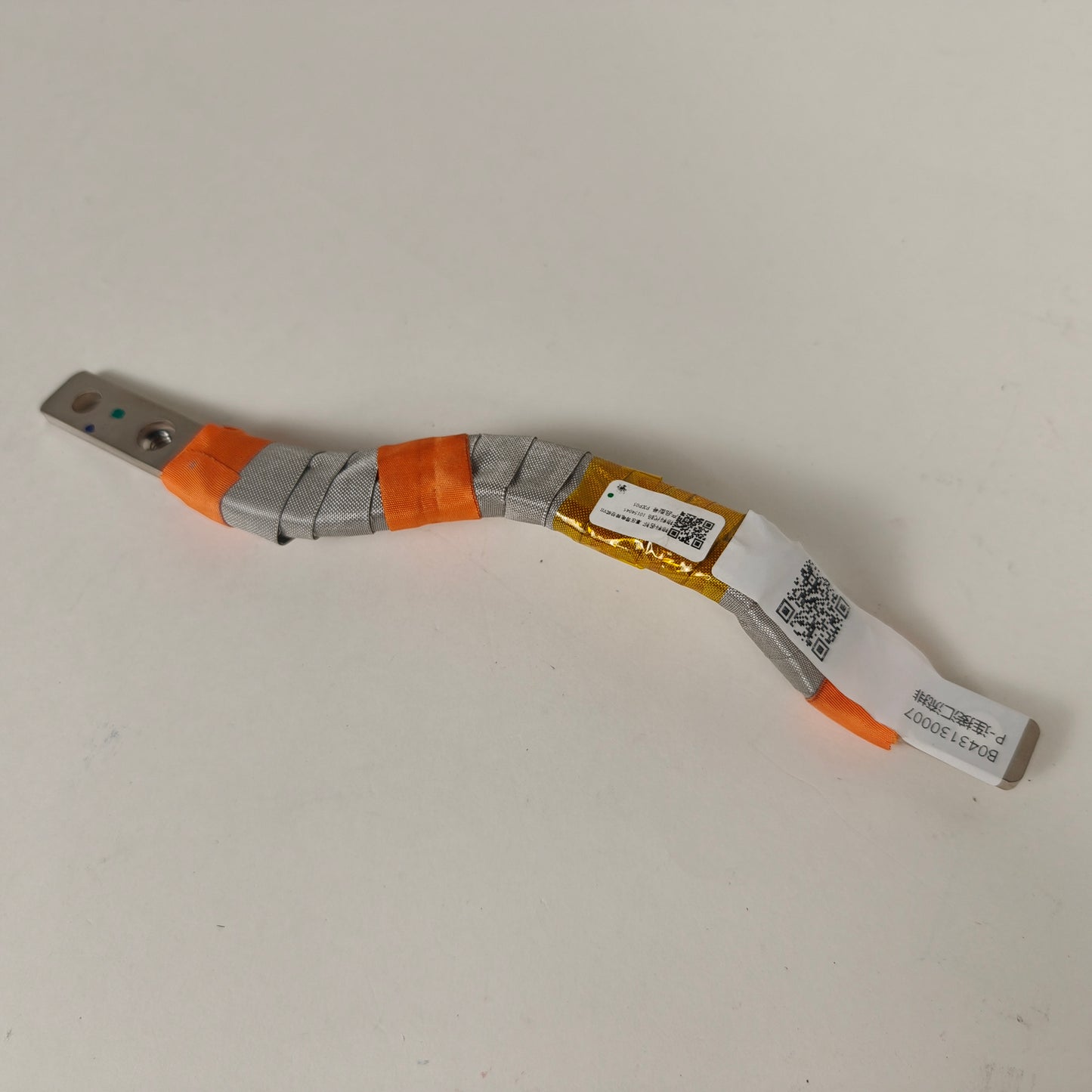 XPENG P7+ P-connection busbar