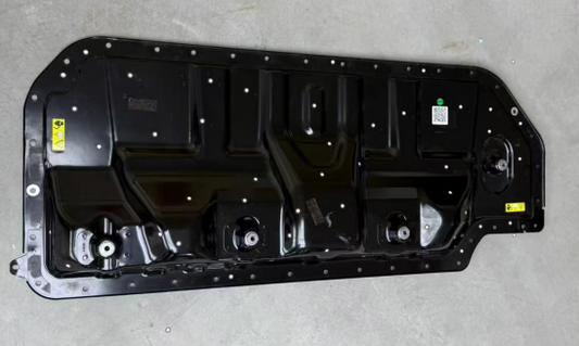 Xiaomi SU7 Standard Edition electrical compartment upper cover
