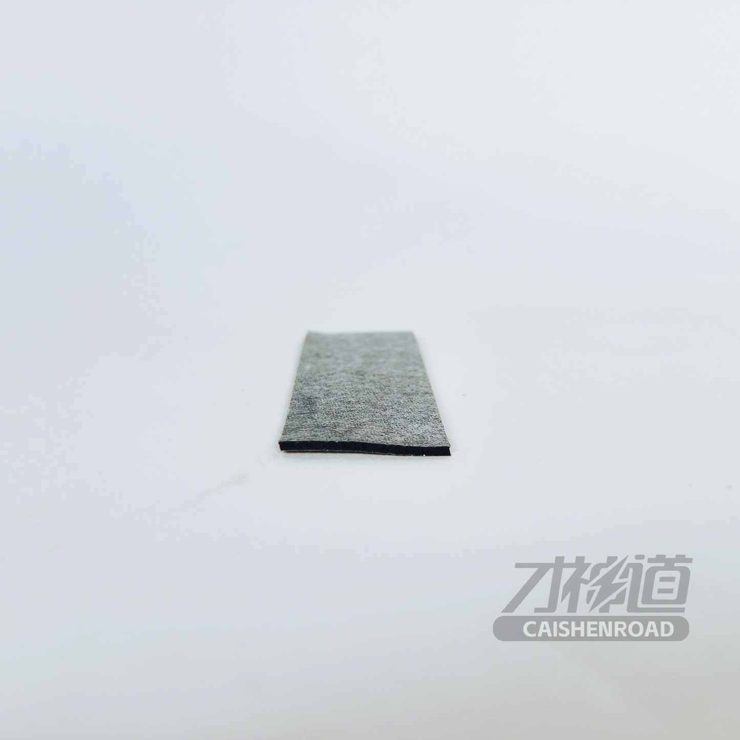 LYNK&CO 08 Large surface foam between battery cells