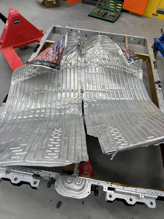 Xiaomi SU7 Standard Edition Liquid cooling plate