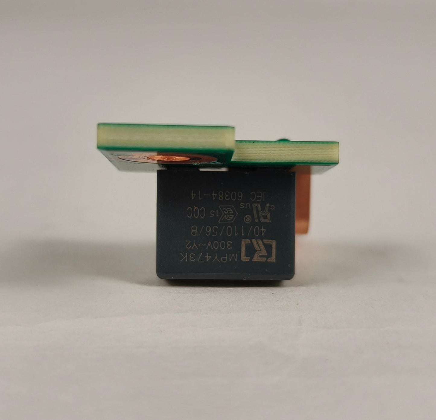 XPENG P7+ Y capacitor 1
