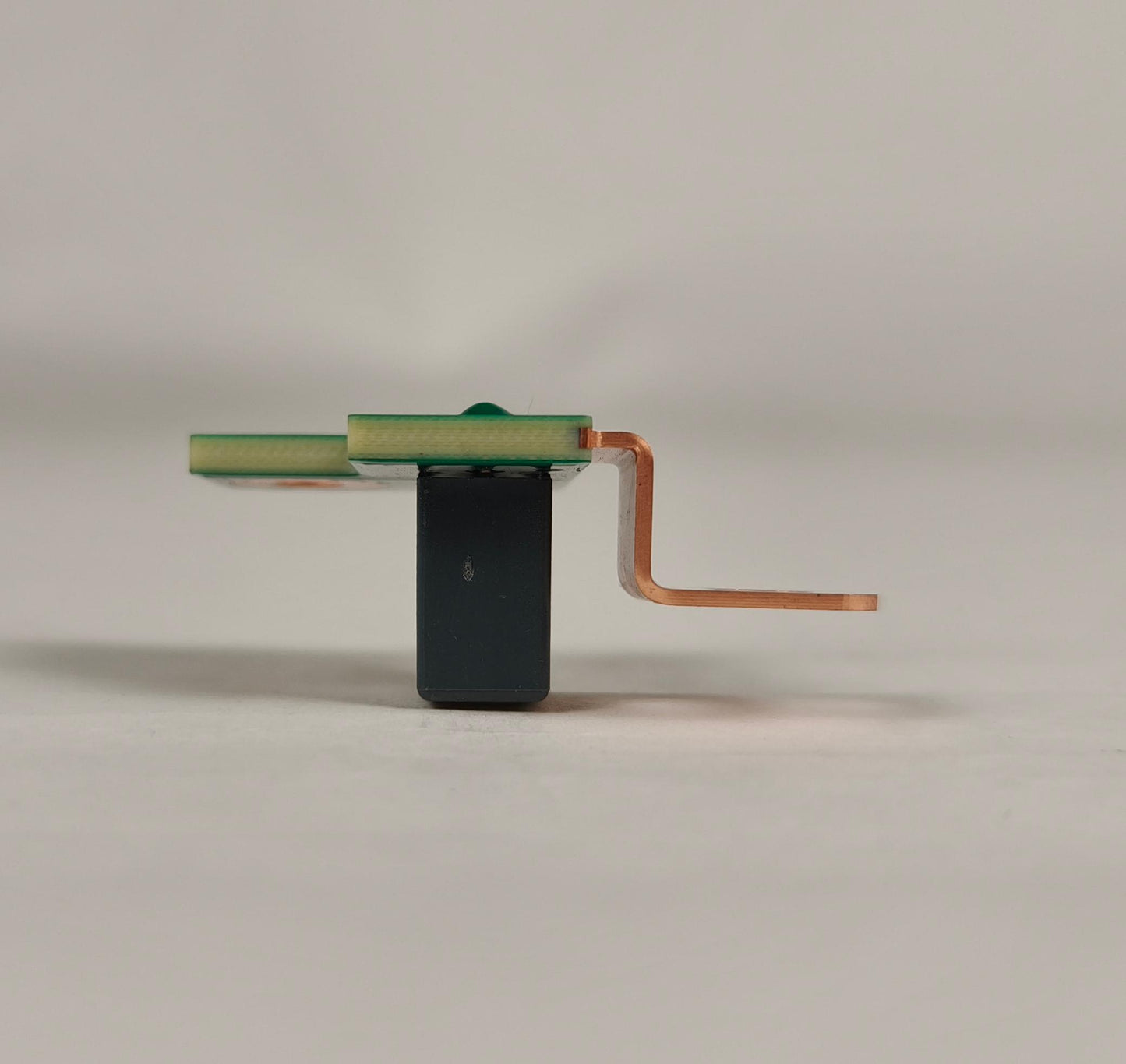 XPENG P7+ Y capacitor 1