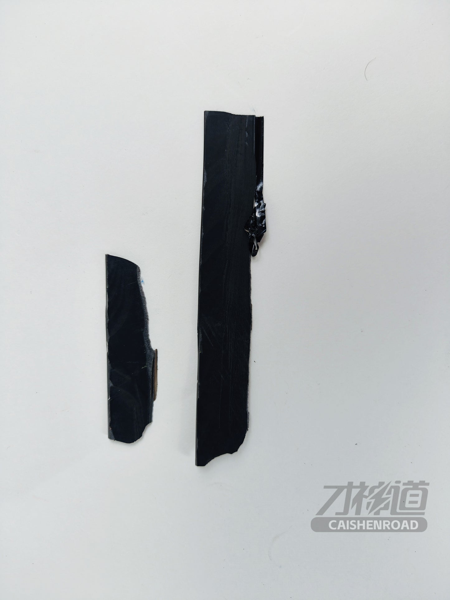 Xiaomi SU7 Standard Edition Structural adhesive between cell and upper cover