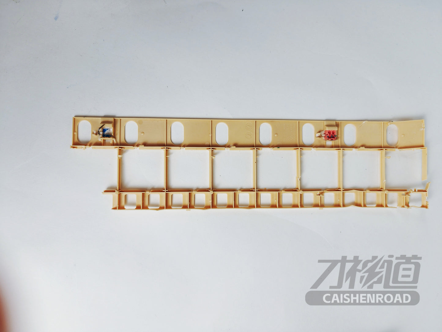 Xiaomi SU7 Standard Edition Cell insulation plastic component