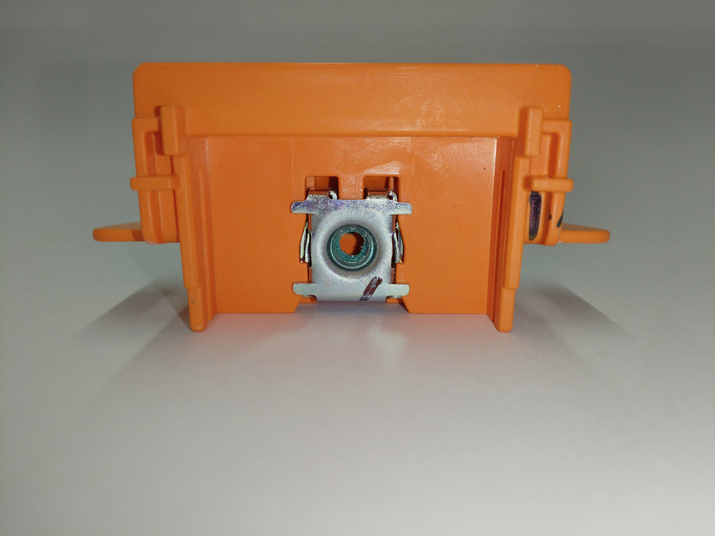 XIAOMI SU7 PRO Main positive/negative connection bracket