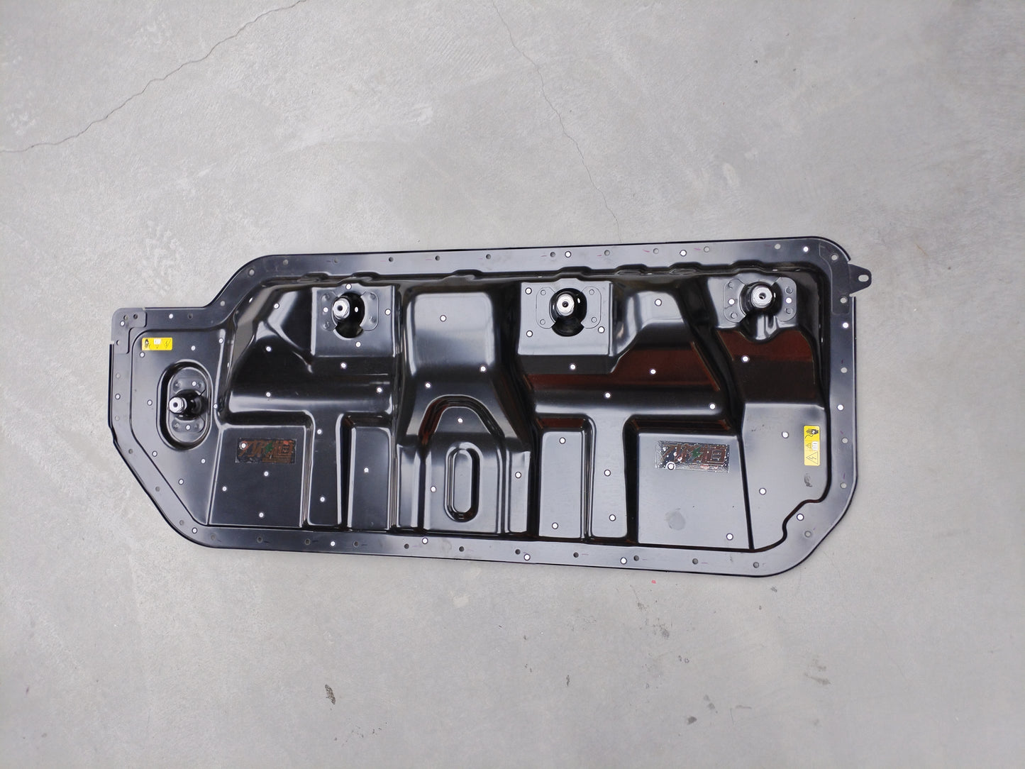 XIAOMI SU7 PRO Upper cover of maintenance port